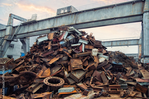 Scrap metal recovery