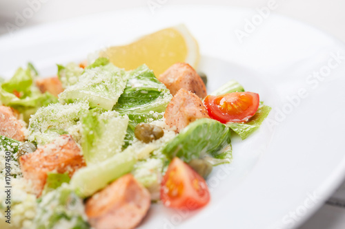salad with grilled salmon