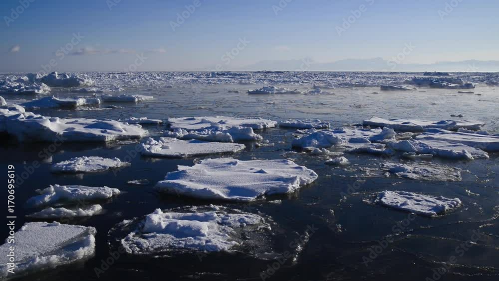 オホーツク海の流氷 オホーツク海の流氷