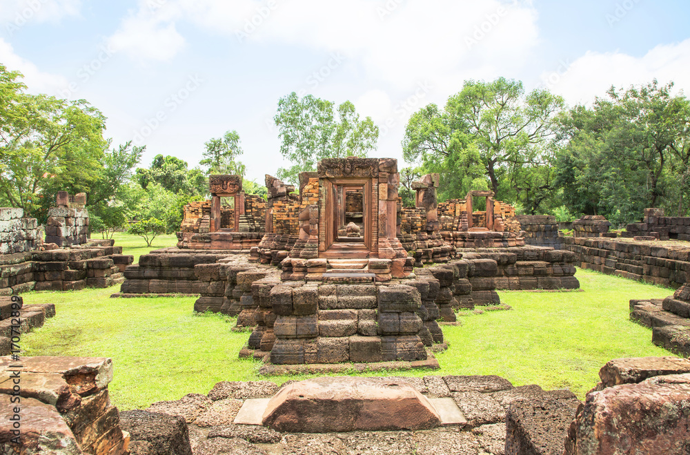 Fototapeta premium View of Ku Ka Sing public ruin ancient castle rock temple in Roi Et Thailand