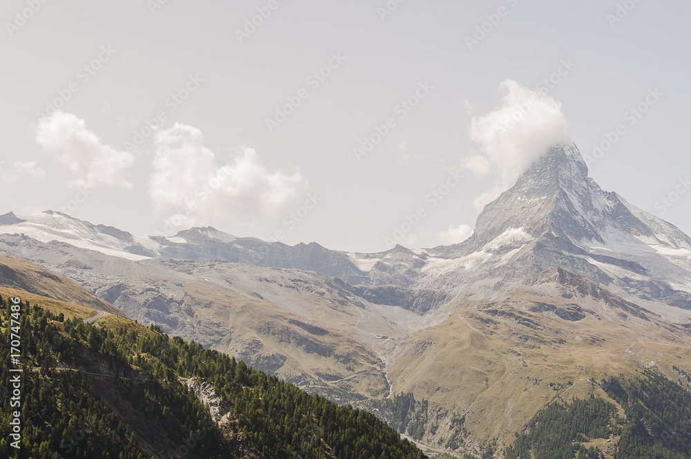 Zermatt, Dorf, Alpen, Wallis, Matterhorn, Schweizer Berge, Furggsattel, Trockener Steg, Furi, Bergbahn, Wanderweg, Sommer, Schweiz