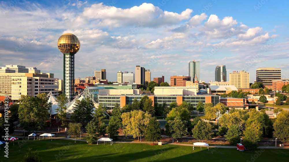 Knoxville, Tennessee City Skyline (logos blurred) - obrazy, fototapety, plakaty 