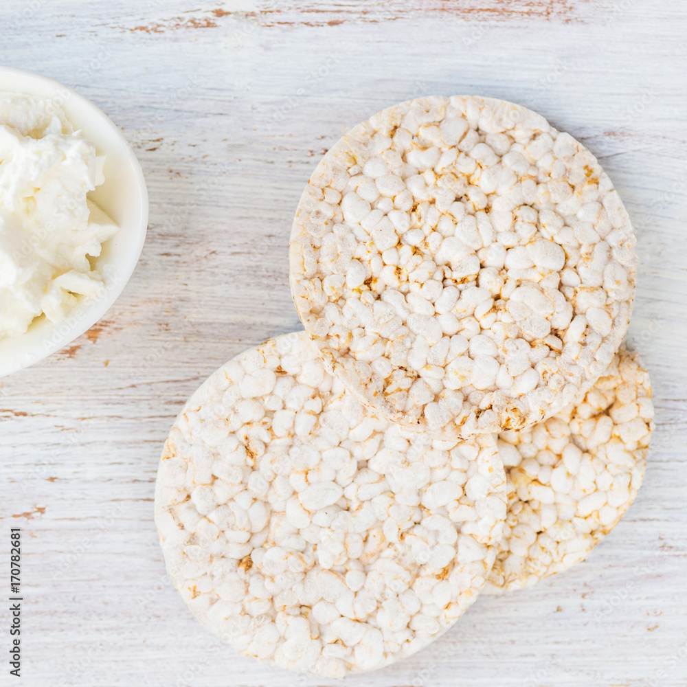 Healthy Snack from Rice Cakes with Ricotta Cheese Healthy Snack from Rice Cakes with Ricotta Cheese