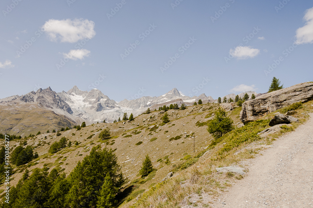 Zermatt, Dorf, Sunnegga, Findeln, Weiler, Wanderweg, Wallis, Alpen, Walliser Berge, Sommer, Schweiz