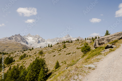 Zermatt, Dorf, Sunnegga, Findeln, Weiler, Wanderweg, Wallis, Alpen, Walliser Berge, Sommer, Schweiz