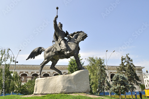 Equestrian of Petro Konashevych-Sahaidachny at Kontraktova Square - Kiev, Ukraine photo