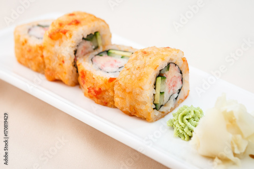 Crab maki with wasabi