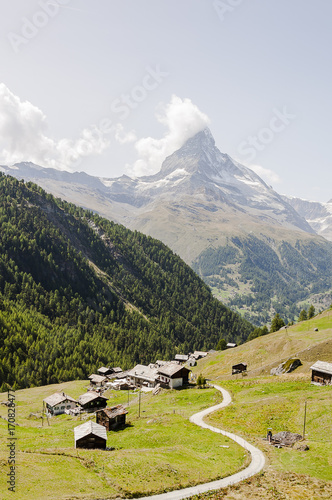 Zermatt, Bergdorf, Findeln, Sunnegga, Wanderweg, Alm, Bergbauer, Matterhorn, Alpen, Wallis, Bergwiesen, Sommer, Schweiz