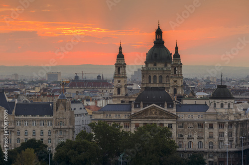 Morning view of St. Stephen's Basilica in Budapest, Hungary.   © milangonda