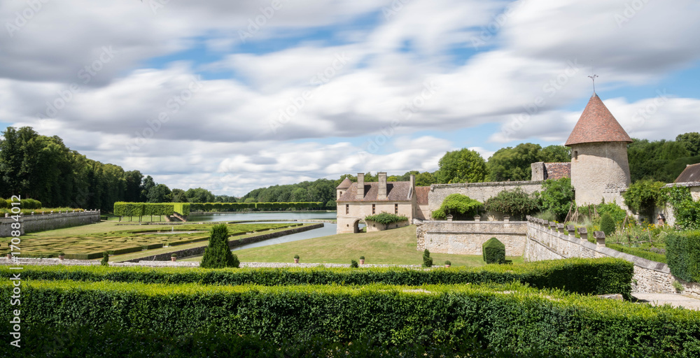 Domaine de Villarceaux dans le Val doise