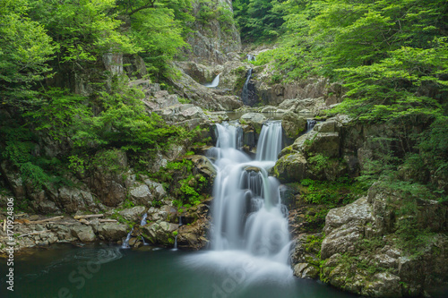 Fototapeta Naklejka Na Ścianę i Meble -  Sandankyo(SANDANTAKI Three-stage waterfall) in Hiroshima,Japan