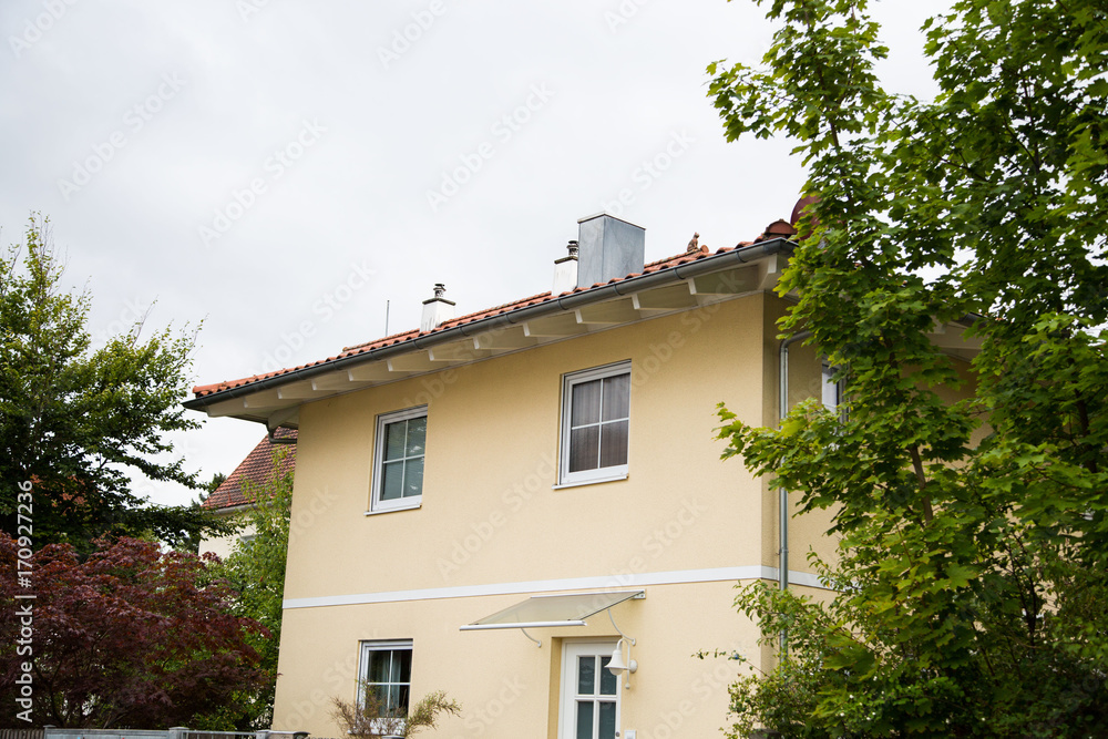Haus im Grünen, Deutschland