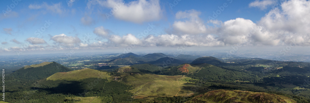 Fototapeta premium the famous Puy-de-Dôme, volcano of Auvergne which dominates the city of Clermont-Ferrand