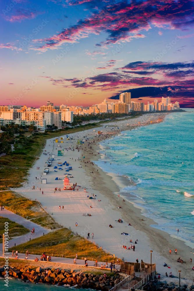 Obraz premium Miaimi Beach at Dusk