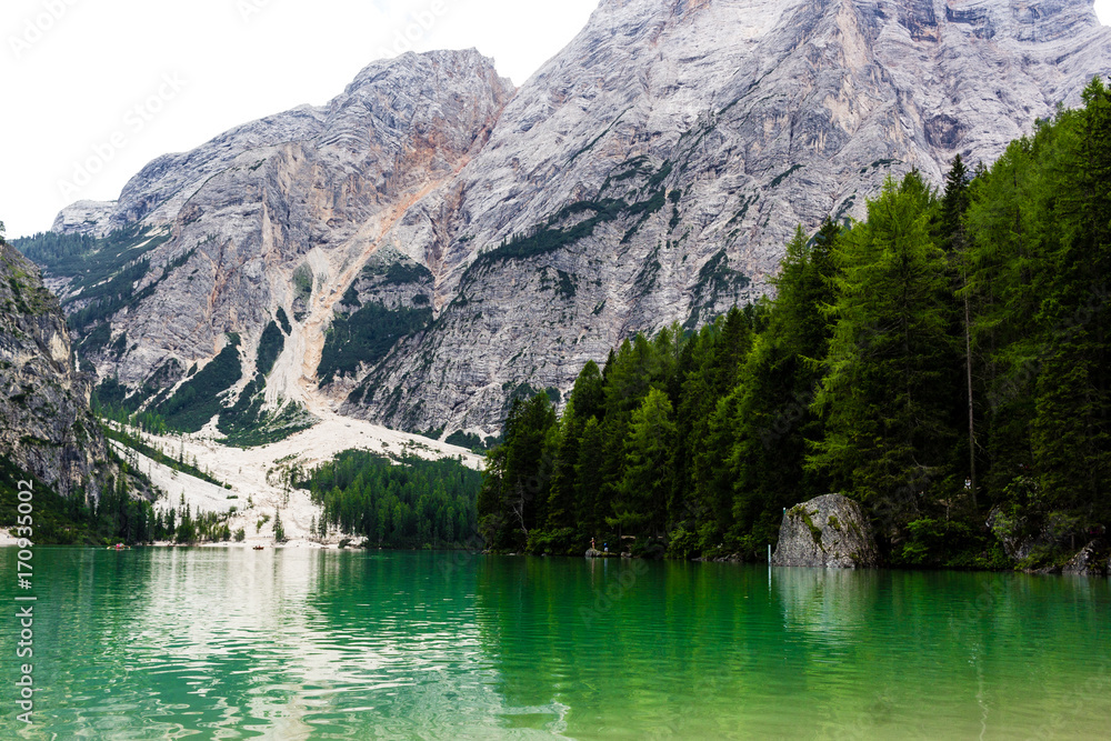 Fototapeta premium Braies lake