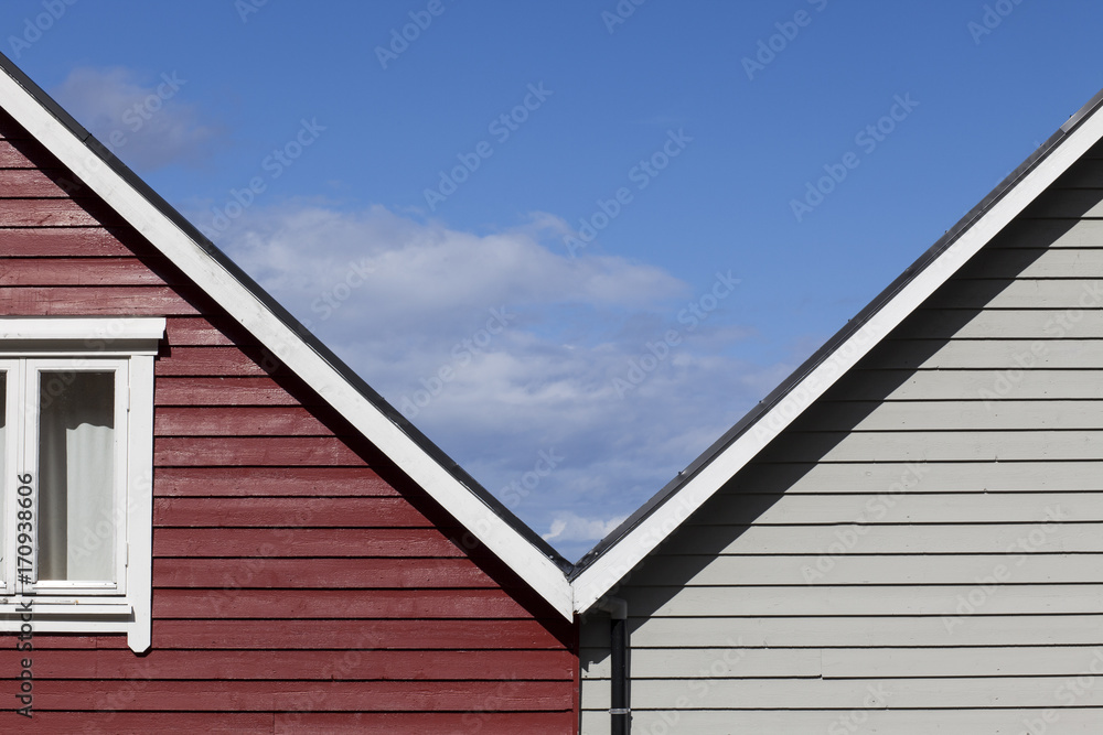 red norwegian cabin - roofs detail