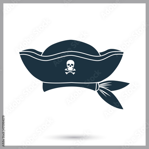 Pirate captain hat simple icon