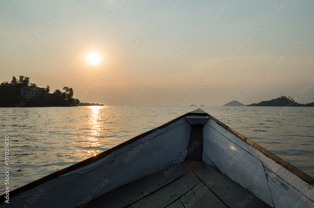 Obraz premium Sunset Boat Ride on Lake Kivu, Kibuye, Rwanda