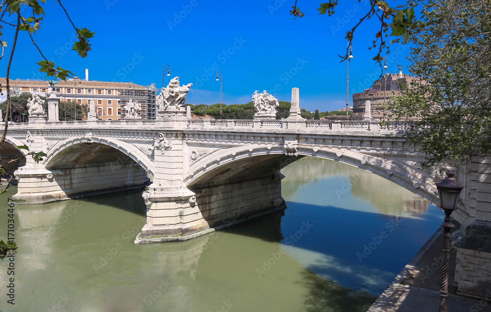 Obraz premium the view of Umberto bridge in Rome, Italy