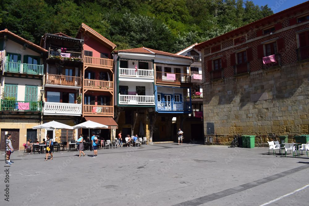 Fototapeta premium Plazas de pueblos pesqueros. 