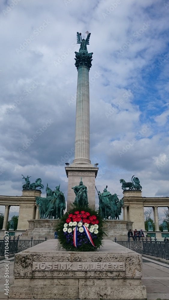 Obraz premium Budapest Heroes Square