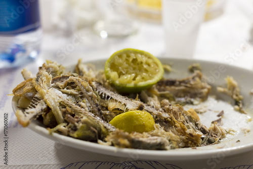 fish fried with squeezed lemon