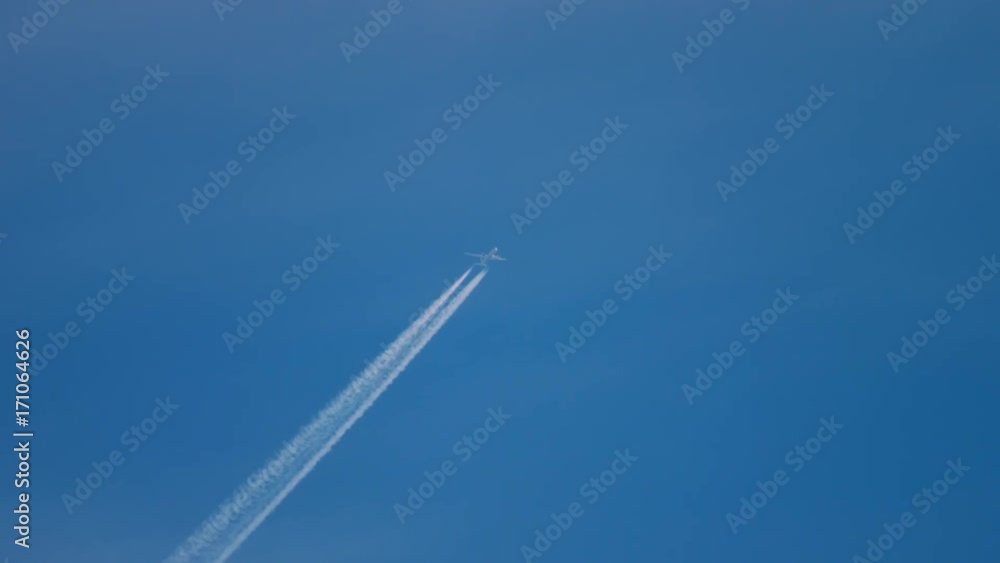 Airliner flying high Airliner flying high