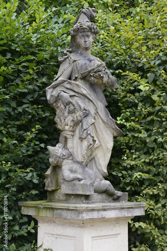 Skulptur Asia im Barockgarten Gross-Sedlitz