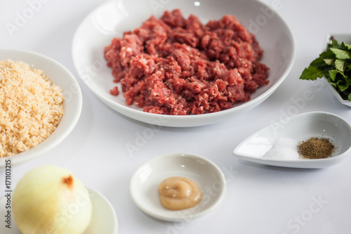 Step by step Levantine cuisine kibbeh preparation : Ingredients to prepare kibbeh