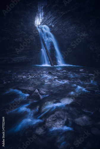 Fototapeta Naklejka Na Ścianę i Meble -  The fool moon lights the big waterfall