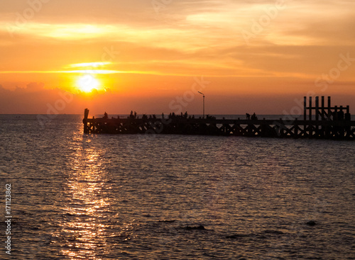 Silhouette by the sea © Nopporn