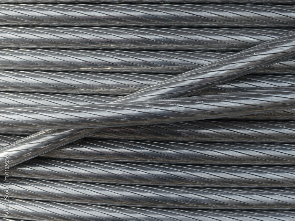 The texture of the aluminum wire . The texture of the aluminum wire .