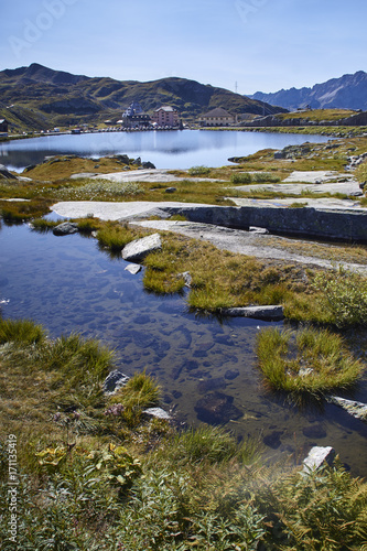 Passo San Gottardo, Seen auf Passhöhe