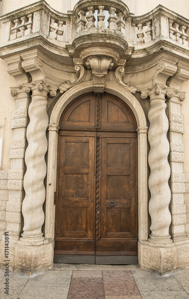 Fototapeta premium Old Door Italy