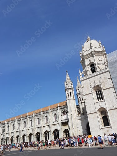 Mosteiro dos Jerónimos with tourists (Lisbon, Portuglia)