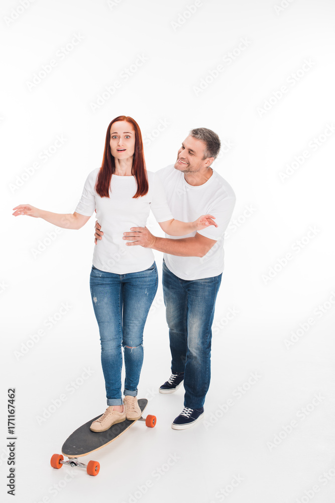 Fototapeta premium beautiful couple with longboard