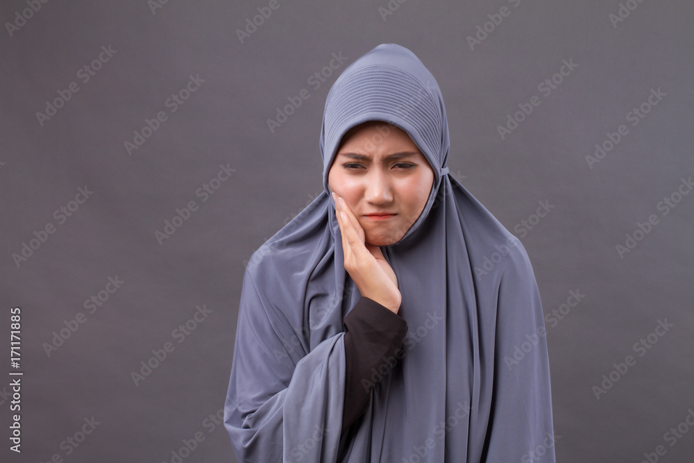 muslim woman with toothache, tooth decay, sensitivity muslim woman with toothache, tooth decay, sensitivity