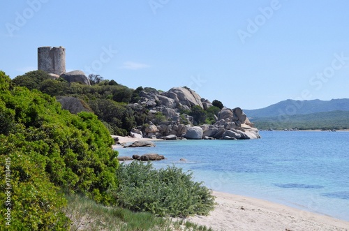 Golfe de Figari et sa tour genoise