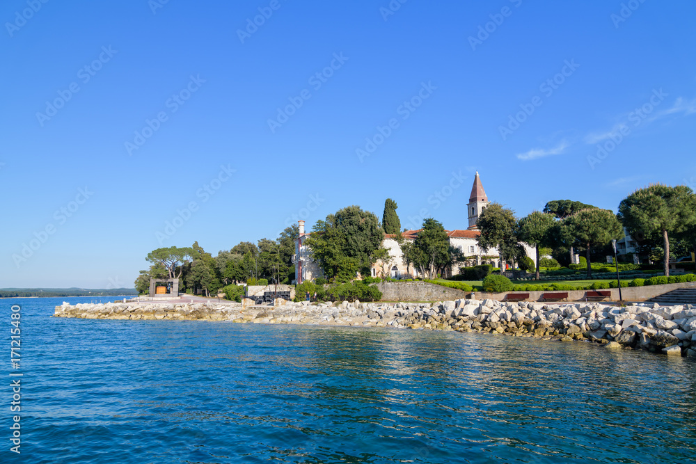 Naklejka premium Sveti Andrija island, also Red island near Rovinj, Croatia