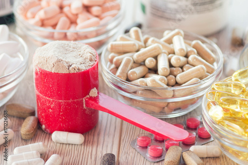 Nutritional supplements in capsules and tablets.