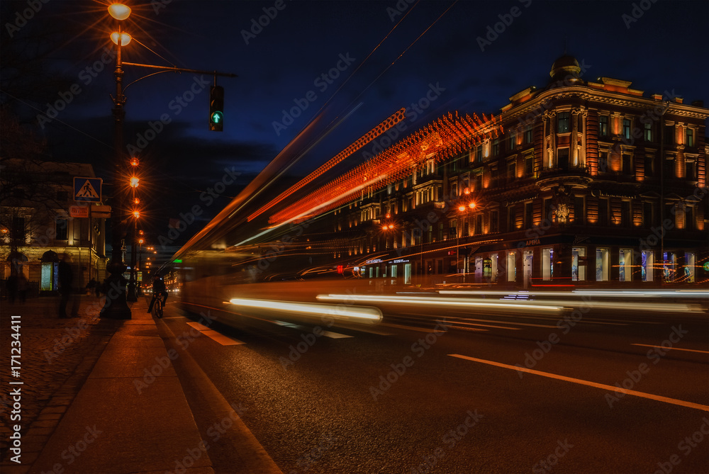 Traffic at night Petersburg.