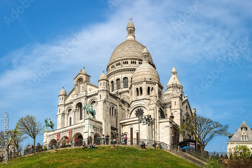 Paris, France - April 17, 2015: View of  Basilique Du Sacre Coeur in Monmartre © Valerie2000