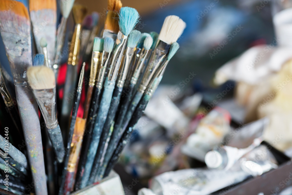 Fototapeta premium different painting brushes