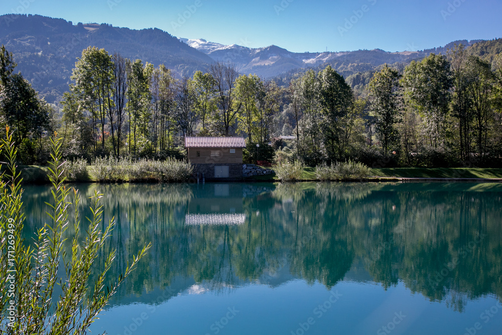 Obraz premium Reflets sur le lac