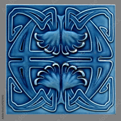 Art Nouveau tile between 1900-1930 from Germany
