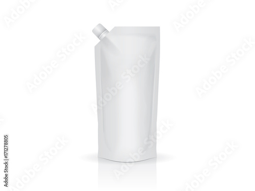 Single blank food or drink pouch bag on white background
