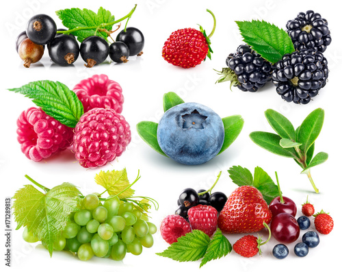 Set fresh berries healthy food fruit with green leaf, isolated