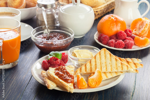 Fresh and continental breakfast table