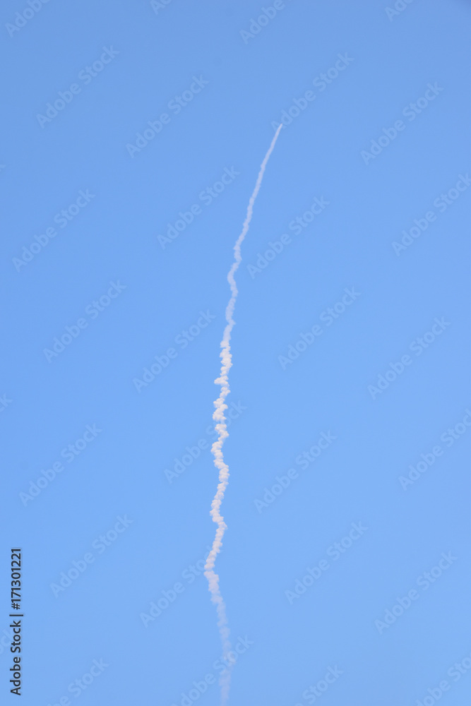 ロケット発射 ロケット発射