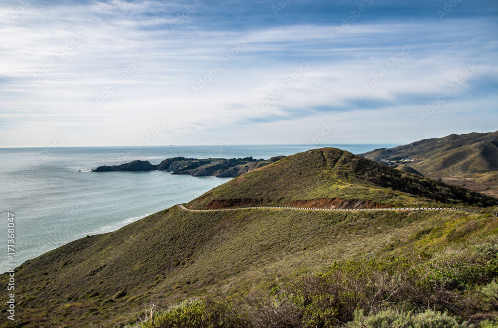 Naklejka premium Open Road by the Bay 